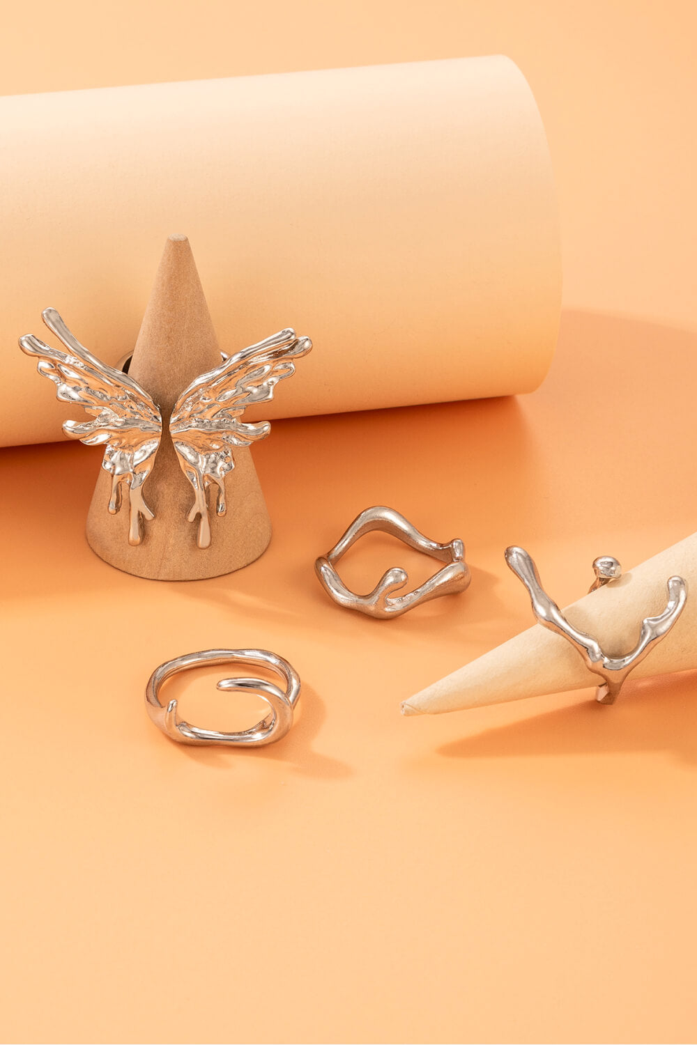 4-Piece Zinc Alloy Polished Ring Set