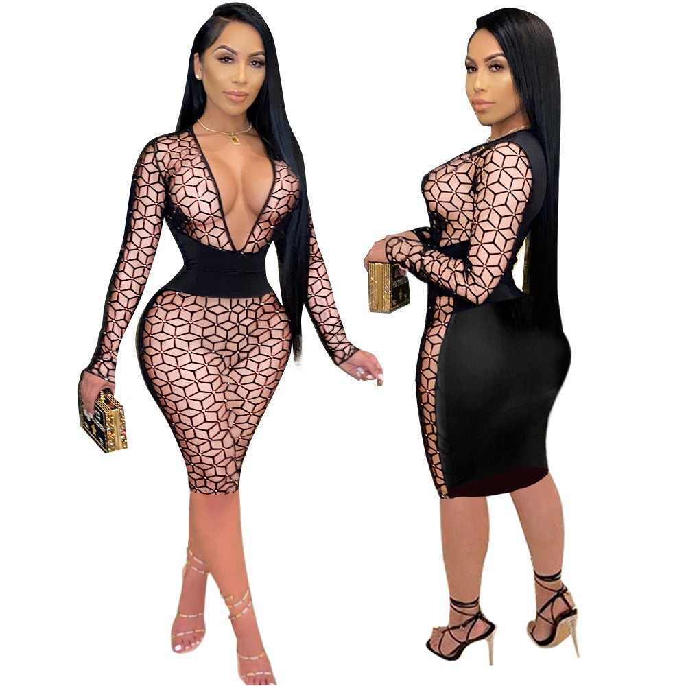 Women's Corseted Waist V Neck Dress