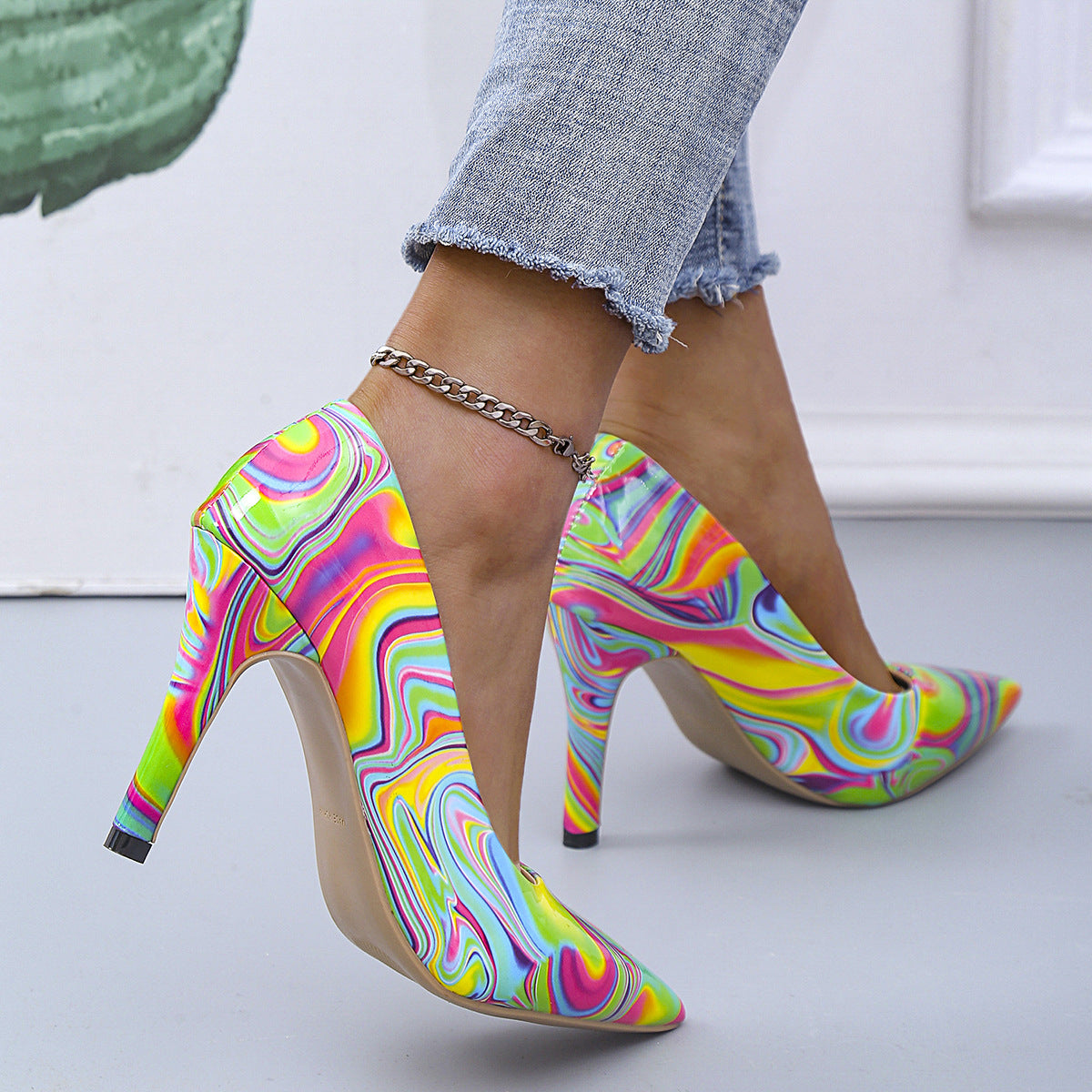 Fashion Pointed Toe Sexy Oil Painting Pattern High Heels